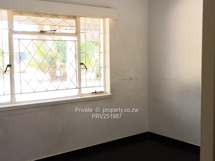 Prime  Commercial premises for Use as  offices, showroom, school , corporate headquarters 