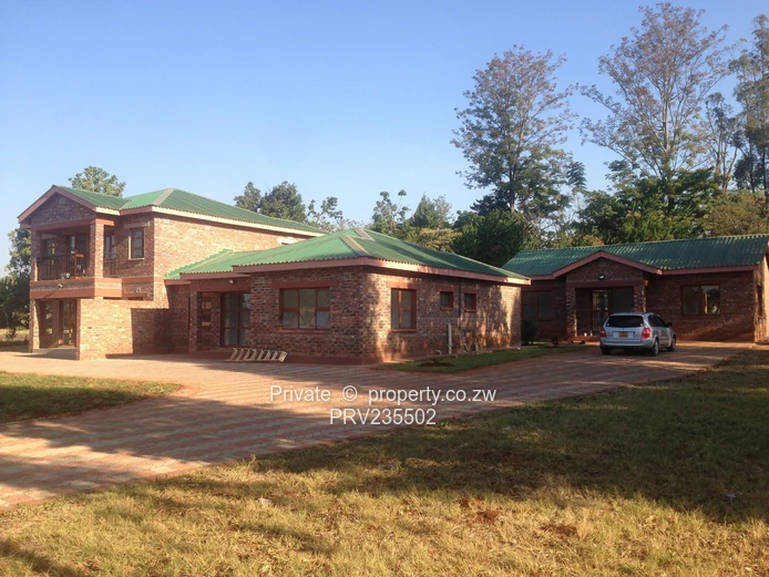 3 Bed unit in Marlborough