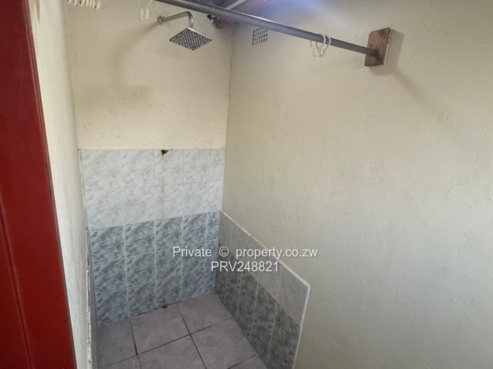Studio apartment in Gunhill (Sole Mandate)