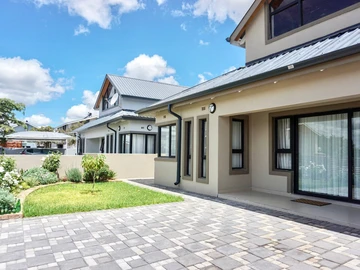 3 Bedroom Townhouse Complex