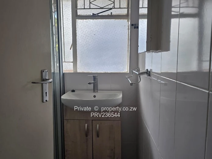 Neat, 2 Bed Duplex Garden Apartment For Rent In Avondale