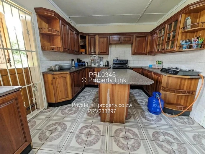 Spacious 4-Bed Home with Borehole & Lush Garden - Available 1 January 2026