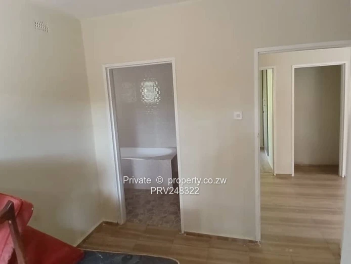 Compact 3-Bedroom Cottage to Rent – Emerald Hill