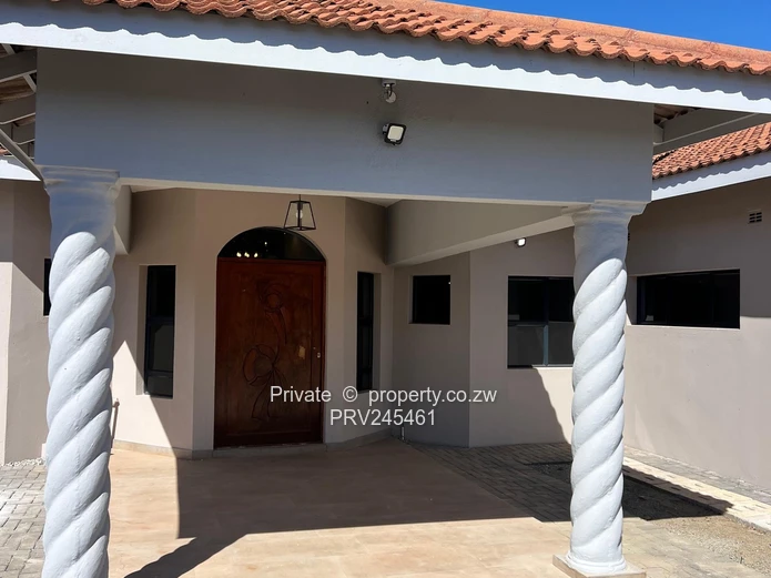 Executive Luxury Living In Prime Mt Pleasant Heights Phase 1 | Usd $2,000