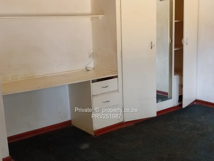 Prime  Commercial premises for Use as  offices, showroom, school , corporate headquarters 