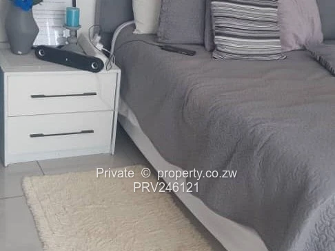 Neat detached 1bed wing to let in Avondale West 