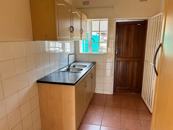 2 Bedroom Garden Flat