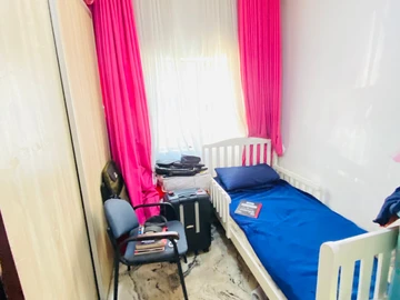 3 Bedroom Flat & Apartment