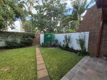 3 Bedroom Garden Flat