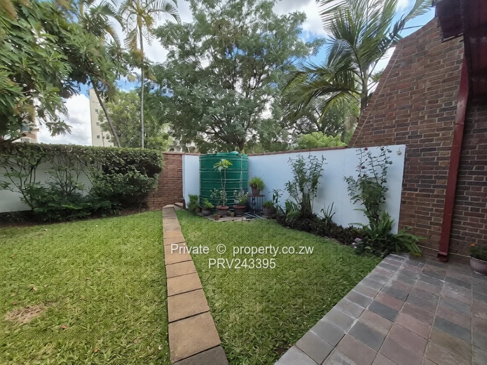 3 Bedroom Townhouse in Upper Avenues