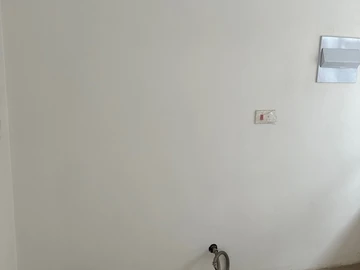 2 Bedroom Flat & Apartment